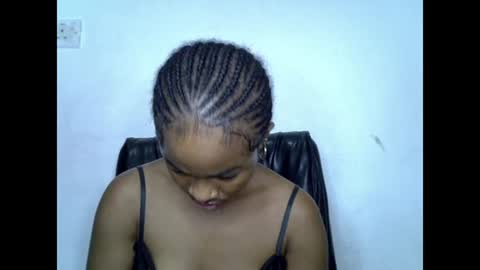 Snapshot of ebony_slimgirl0 chatting on 06-11-26, 07:01 Lilly online show from 06-11-26, 07:01
