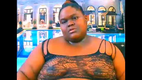 ebonyhotbuns4u2luv online show from 04-01-26, 11:00