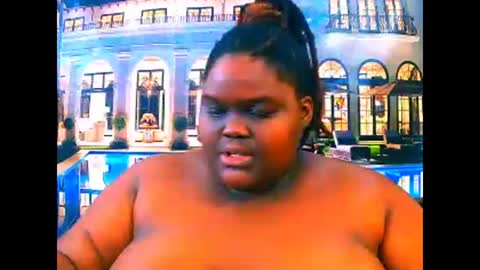 ebonyhotbuns4u2luv online show from 05-01-26, 09:14