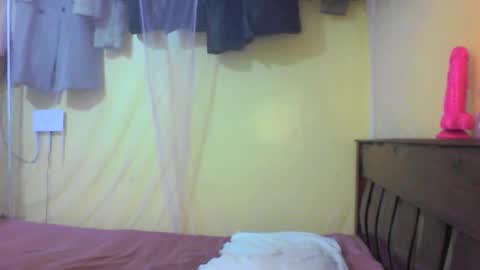 Ebonymuse2 online show from 05-27-26, 08:55