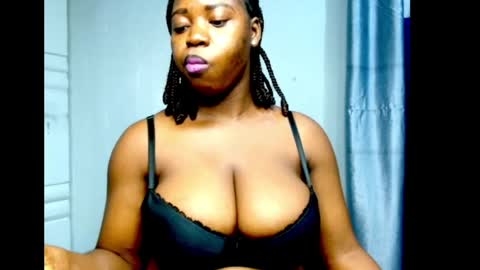 Snapshot of ebonyx_dripqueen chatting on 06-27-26, 07:24 Loveth online show from 06-27-26, 07:24