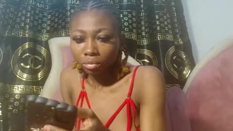 Snapshot of ebonyxxbabe chatting on 12-17-25, 05:24 ebonyxxbabe online show from 12-17-25, 05:24