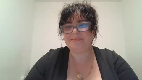 Snapshot of echo_dust chatting on 04-12-26, 07:41 echo_dust online show from 04-12-26, 07:41