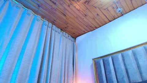 Snapshot of eda_bonne chatting on 04-01-26, 11:33 Edda online show from 04-01-26, 11:33