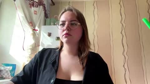 Snapshot of eddacarruthers chatting on 04-24-26, 10:39 Lolla online show from 04-24-26, 10:39