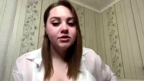 Snapshot of eddacarruthers chatting on 05-12-26, 12:35 Lolla online show from 05-12-26, 12:35