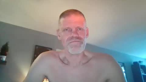 eddie4767 online show from 02-11-26, 03:17