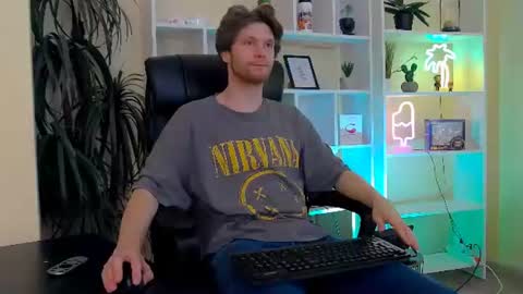 Snapshot of eddie_baker chatting on 07-19-26, 01:31 eddie_baker online show from 07-19-26, 01:31