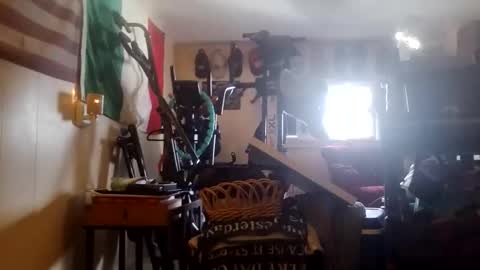 Snapshot of eddydeez chatting on 04-16-26, 02:40 Eddy online show from 04-16-26, 02:40