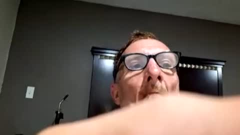 edward44444922454 online show from 08-08-26, 01:24