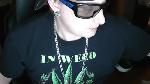 edwardaims_2please online show from 03-10-26, 02:27