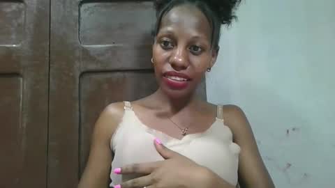 Snapshot of edwige770943 chatting on 06-02-26, 07:54 edwige770943 online show from 06-02-26, 07:54