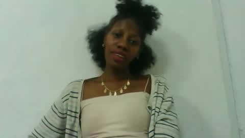 Snapshot of edwige770943 chatting on 06-08-26, 03:56 edwige770943 online show from 06-08-26, 03:56