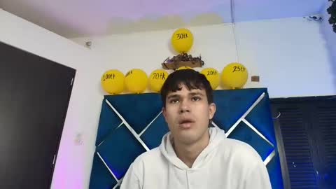 Edwin online show from 04-27-26, 01:09