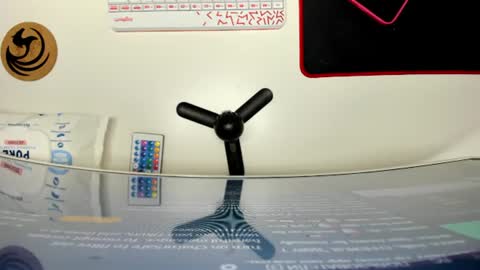 Snapshot of effiemur chatting on 06-15-26, 08:55 Effie Mur online show from 06-15-26, 08:55