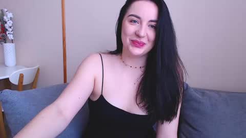 Effy online show from 01-10-25, 09:44