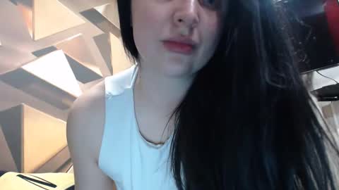 Snapshot of effy_m chatting on 04-28-26, 08:14 Effy online show from 04-28-26, 08:14