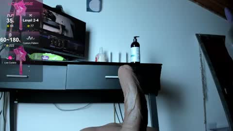 Snapshot of eileen_pinkman chatting on 07-11-26, 04:59 eileen_pinkman online show from 07-11-26, 04:59
