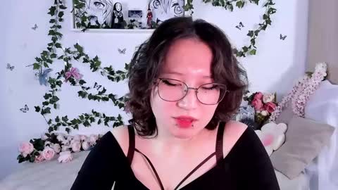 liasama online show from 12-06-24, 11:36