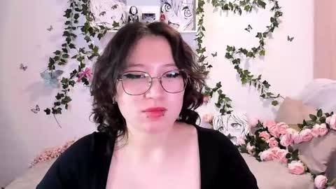 liasama online show from 12-16-24, 07:15