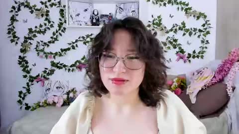 liasama online show from 01-11-25, 01:37