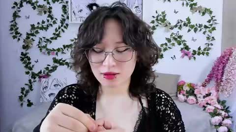 liasama online show from 01-19-25, 02:36