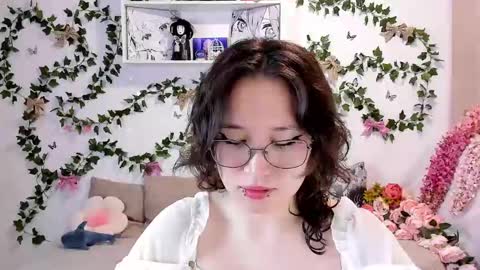 liasama online show from 02-14-25, 01:02