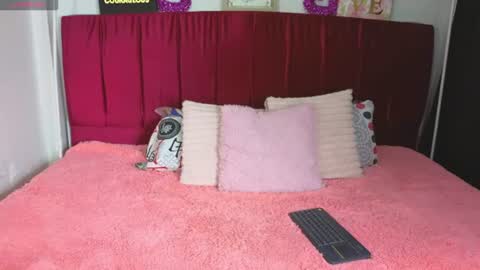 Snapshot of eimy__cute chatting on 06-13-26, 07:34 eimy__cute online show from 06-13-26, 07:34