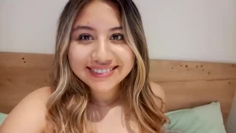 Snapshot of eimy_collin chatting on 03-01-26, 10:34 EIMY MODEL INDEPENDENT online show from 03-01-26, 10:34