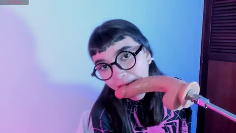 eimy_salome15 online show from 04-18-26, 07:07