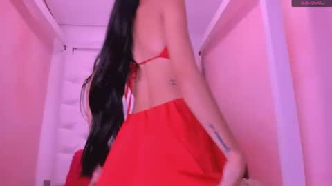 Snapshot of eimy_skinny chatting on 04-28-26, 02:33 eimy online show from 04-28-26, 02:33