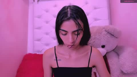 Snapshot of eimy_skinny chatting on 05-02-26, 02:11 eimy online show from 05-02-26, 02:11