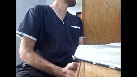 Snapshot of eirickr chatting on 03-05-26, 07:54 eirickr online show from 03-05-26, 07:54