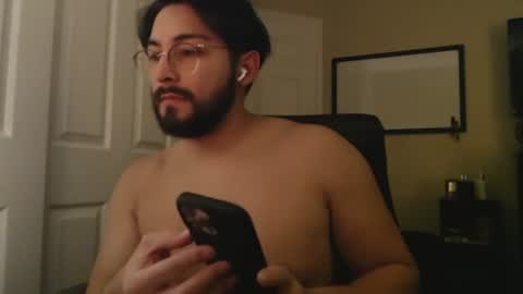 Snapshot of el_bonbon_rico chatting on 07-13-26, 03:20 el bonbon rico online show from 07-13-26, 03:20