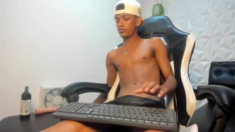 el_nakai33 online show from 03-13-26, 04:41