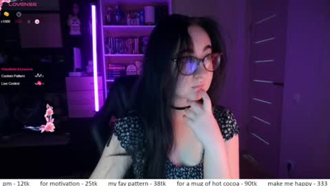 Snapshot of el_sweety chatting on 06-23-26, 11:08 If you like it when I meow give me a thumbs up online show from 06-23-26, 11:08