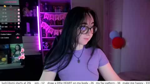 Snapshot of el_sweety chatting on 07-14-26, 10:21 If you like it when I meow give me a thumbs up online show from 07-14-26, 10:21