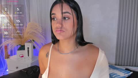 Snapshot of ela_endezz chatting on 01-23-25, 09:18 online show from 01-23-25, 09:18