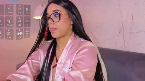 Snapshot of ela_endezz chatting on 03-08-25, 04:17 online show from 03-08-25, 04:17