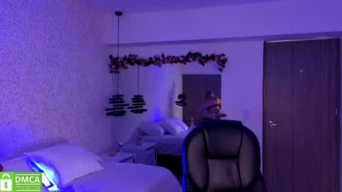 Snapshot of ela_ps chatting on 02-20-26, 11:54 LOREIN online show from 02-20-26, 11:54