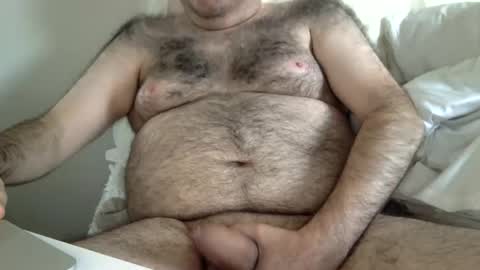Snapshot of elago chatting on 04-19-26, 02:38 elabear online show from 04-19-26, 02:38