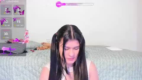 Snapshot of elalove_ chatting on 07-11-26, 07:44 Ela online show from 07-11-26, 07:44