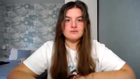 Snapshot of elanis_blair chatting on 03-28-26, 01:43 Elanis online show from 03-28-26, 01:43