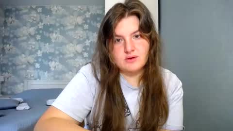 Elanis online show from 05-28-26, 11:07