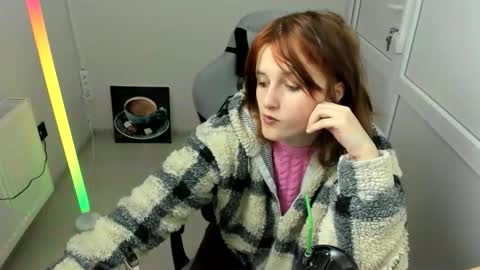 Evie online show from 05-14-26, 10:33