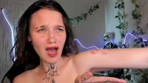 Snapshot of elastikiss chatting on 06-21-26, 05:26 elastikiss online show from 06-21-26, 05:26