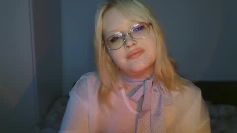 elayne_sweet online show from 05-26-26, 06:09