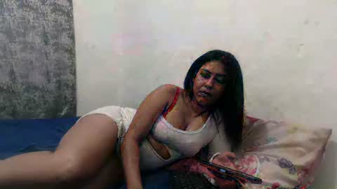 Isabella online show from 05-16-26, 11:09