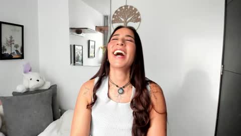 Electra- Please help me reach 100 likes online show from 04-15-26, 09:59