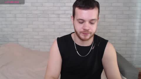 Snapshot of electric_smile chatting on 04-21-26, 06:52 Alex online show from 04-21-26, 06:52